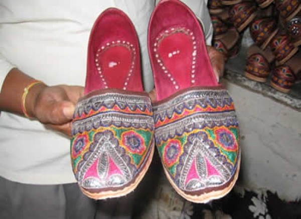 Ladies Juti