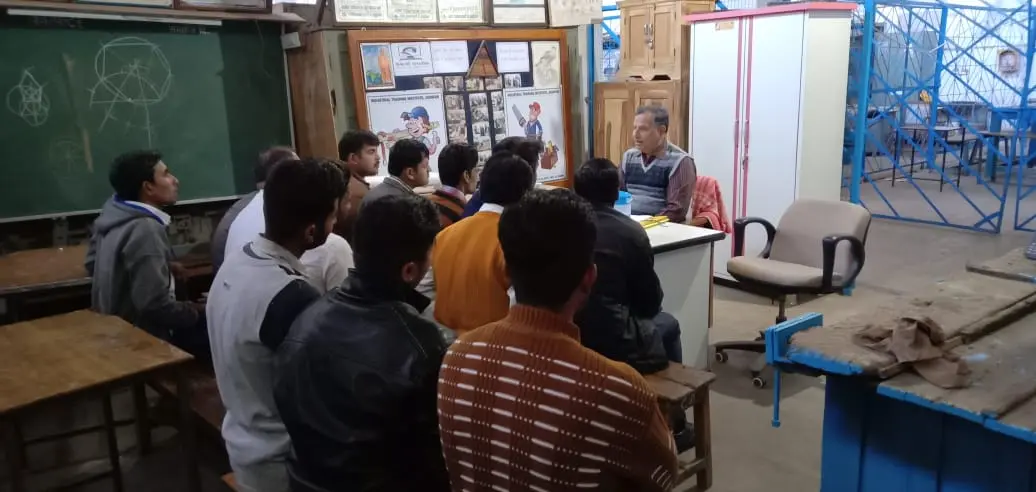 A skill training session for artisans at the Industrial Training Institute, Jodhpur.